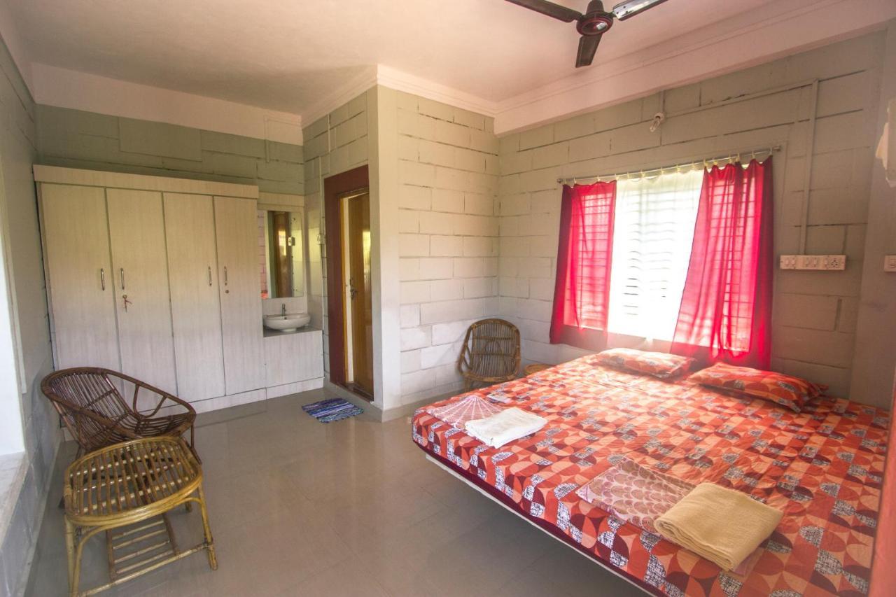 Hari Om Hotel โกการ์นา ภายนอก รูปภาพ