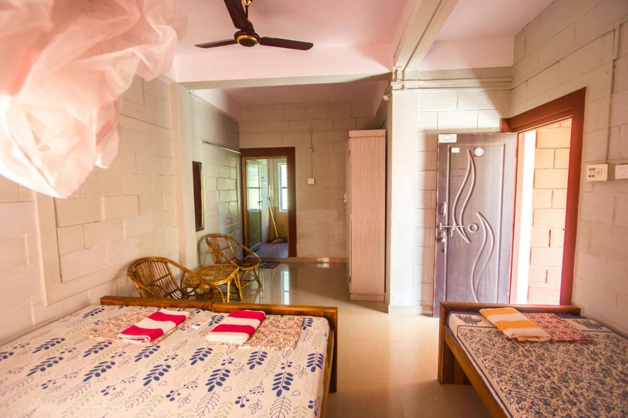 Hari Om Hotel โกการ์นา ภายนอก รูปภาพ
